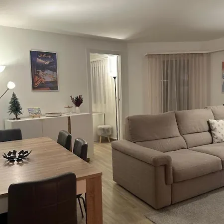 Chesa Sur Val By Interhome Διαμέρισμα